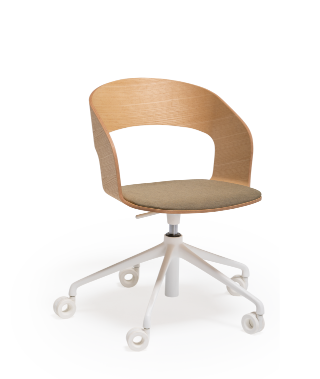 Vergés - Goose chair Model B with armrests and with swivel base and gas lift, 5 rollers