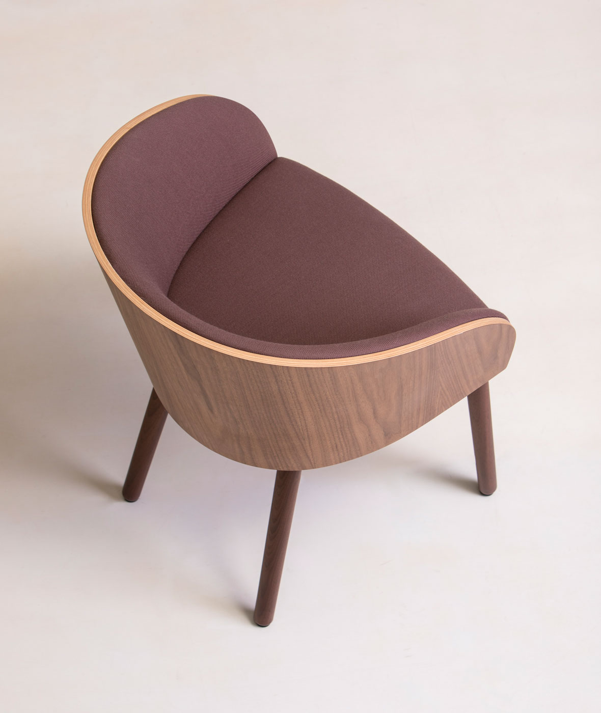 Cadira Cistell Original amb braços i potes de fusta - Vergés