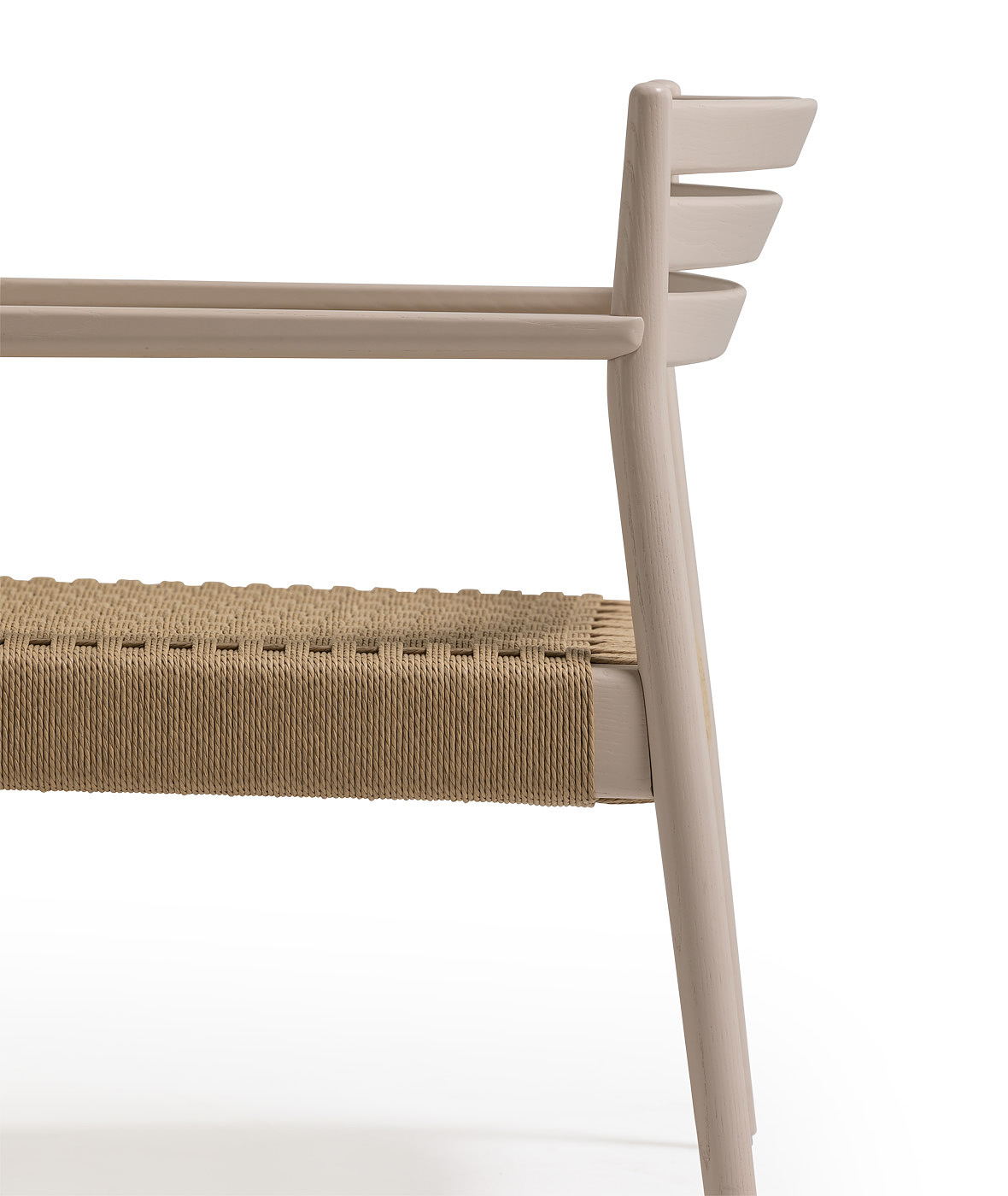Bogart lounge with armrests and braided rope seat - Vergés