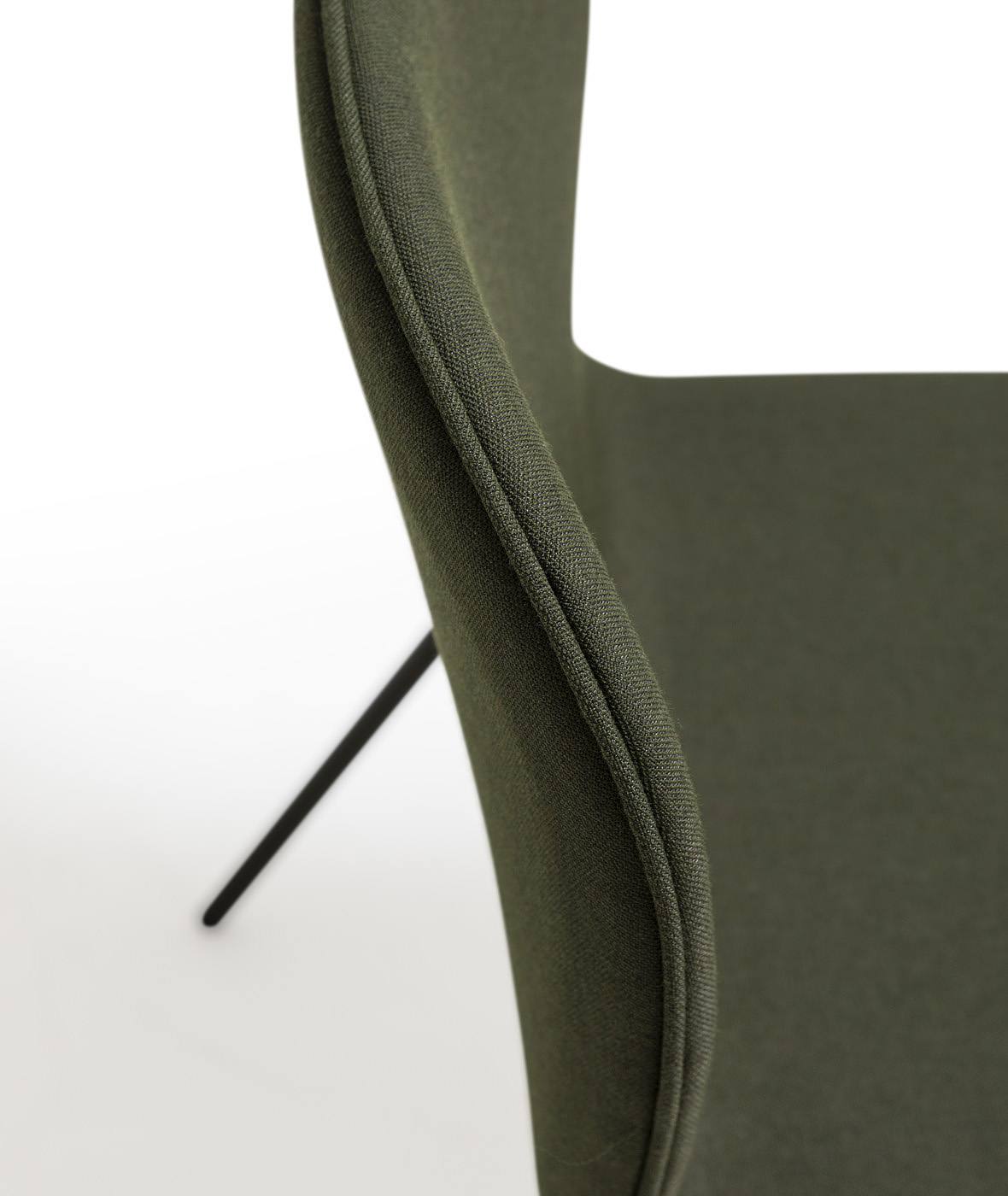 Ona chair with metallic legs - Vergés