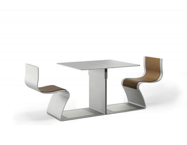 Vergés - Table groupée avec chaise Iola.